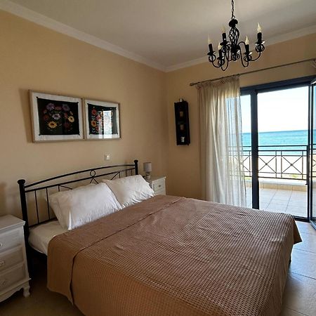 Beachfront Apartments カルパトス エクステリア 写真