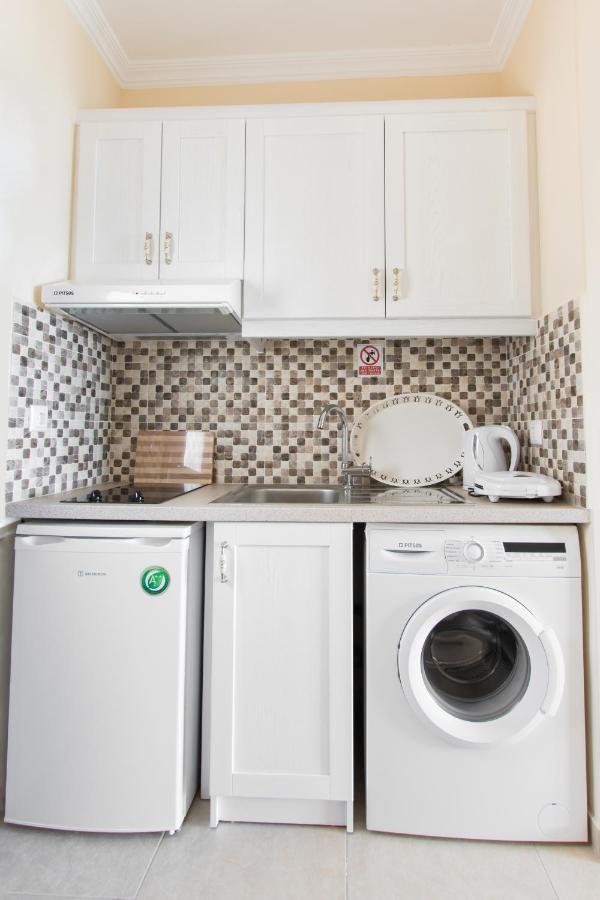 Beachfront Apartments カルパトス エクステリア 写真